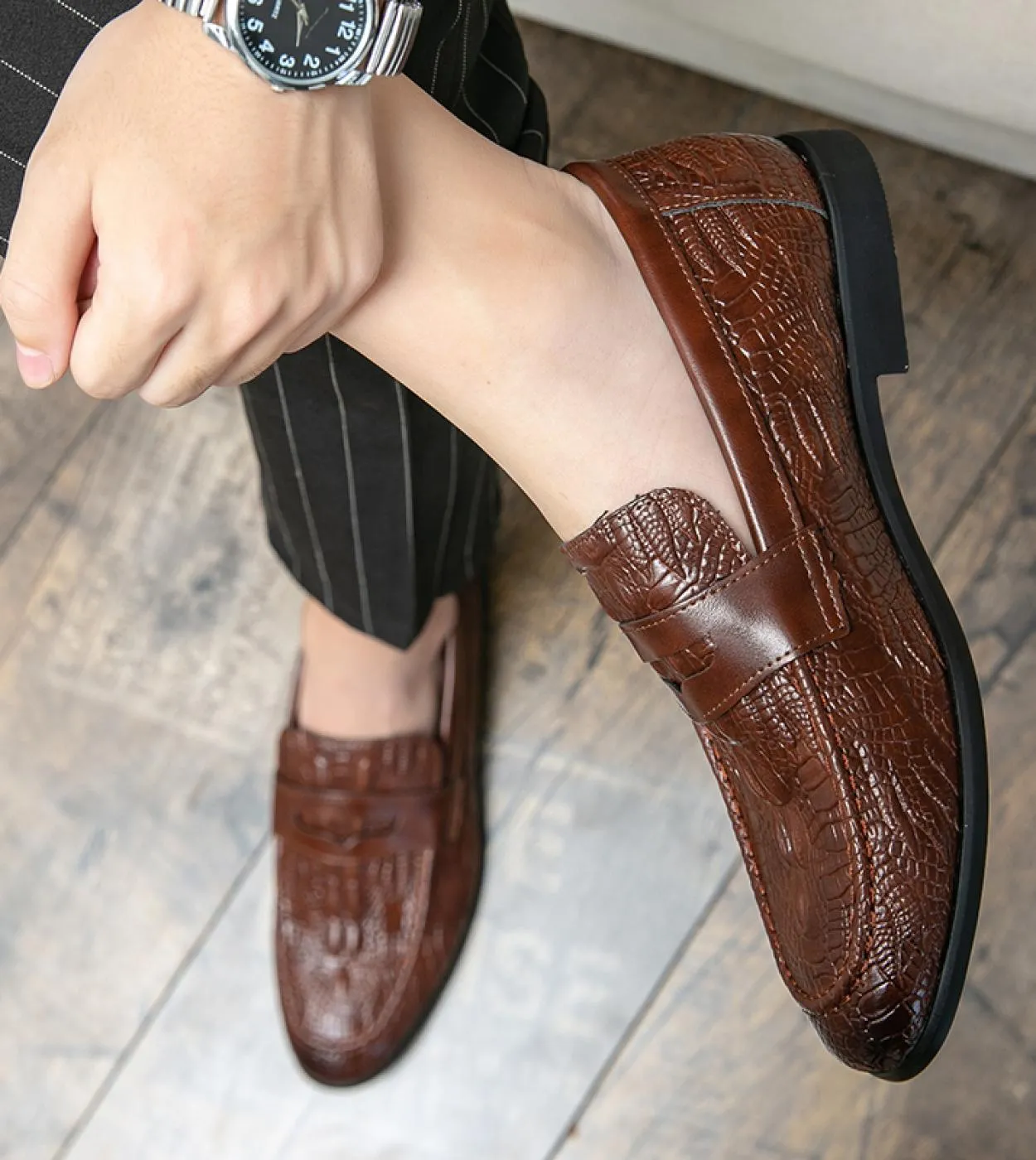 Scarpe da uomo in pelle primavera di lusso Scarpe da guida comode con suola morbida Mocassini Scarpe da uomo in pelle di alta qu