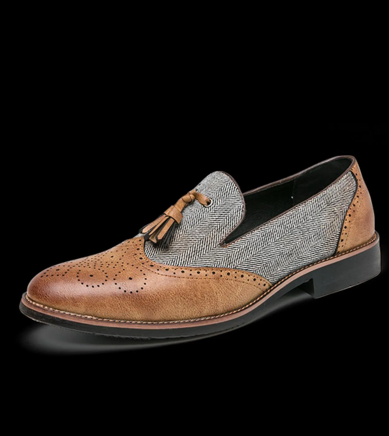 Scarpe da uomo Scarpa elegante in pelle 2022 Scarpa da sposa formale da uomo con punta a punta Mocassini casual Oxford da uffici