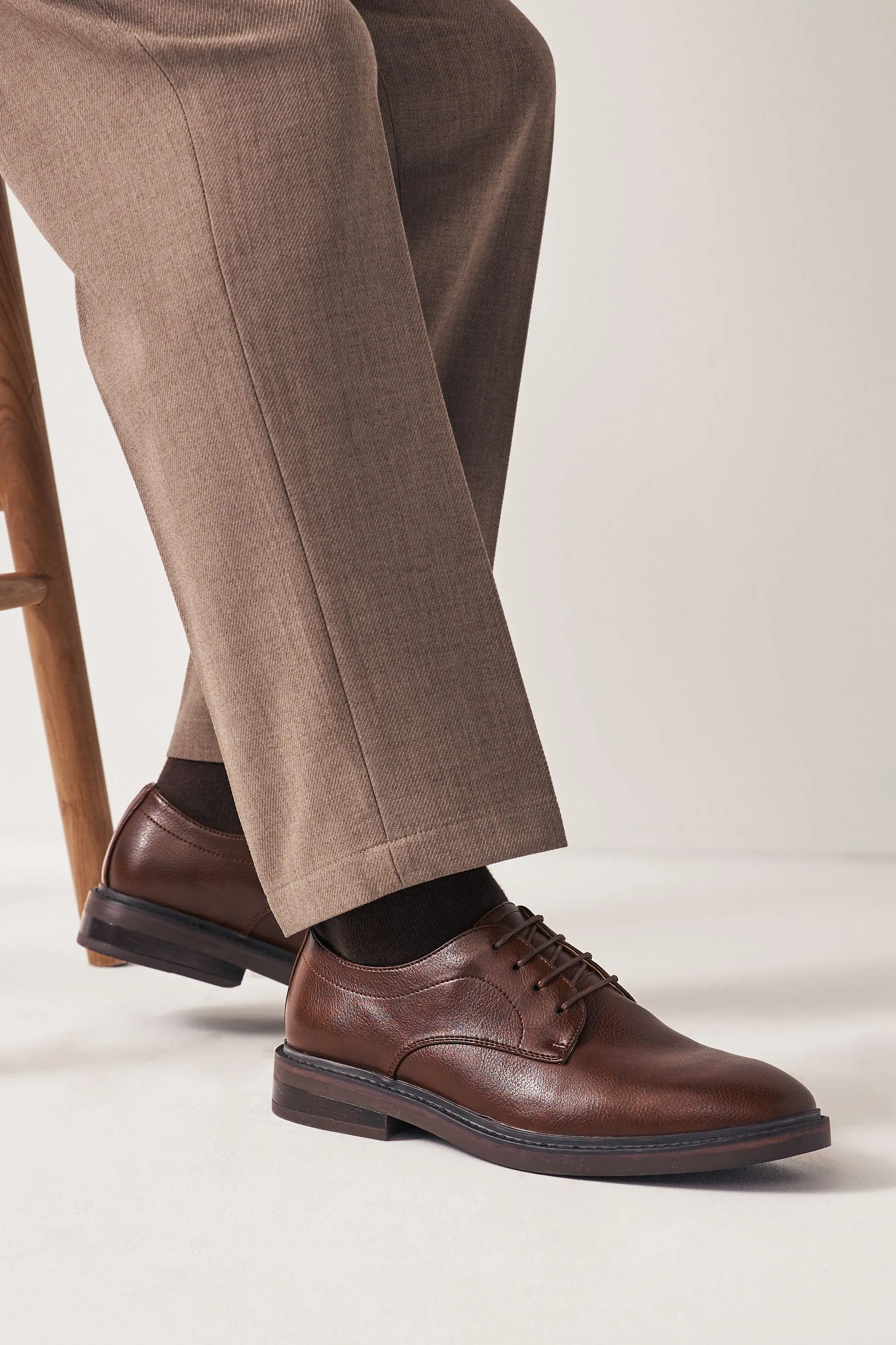 Scarpe Derby con suole spesse    