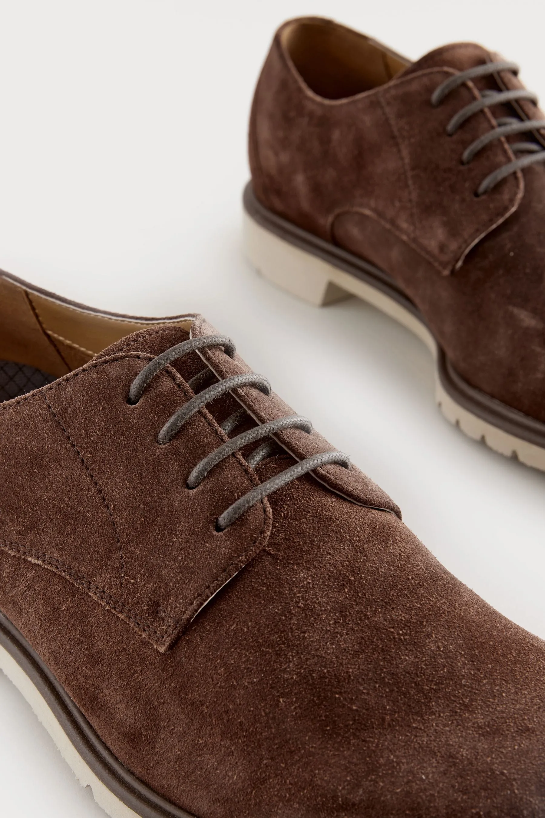 Scarpe derby in camoscio    