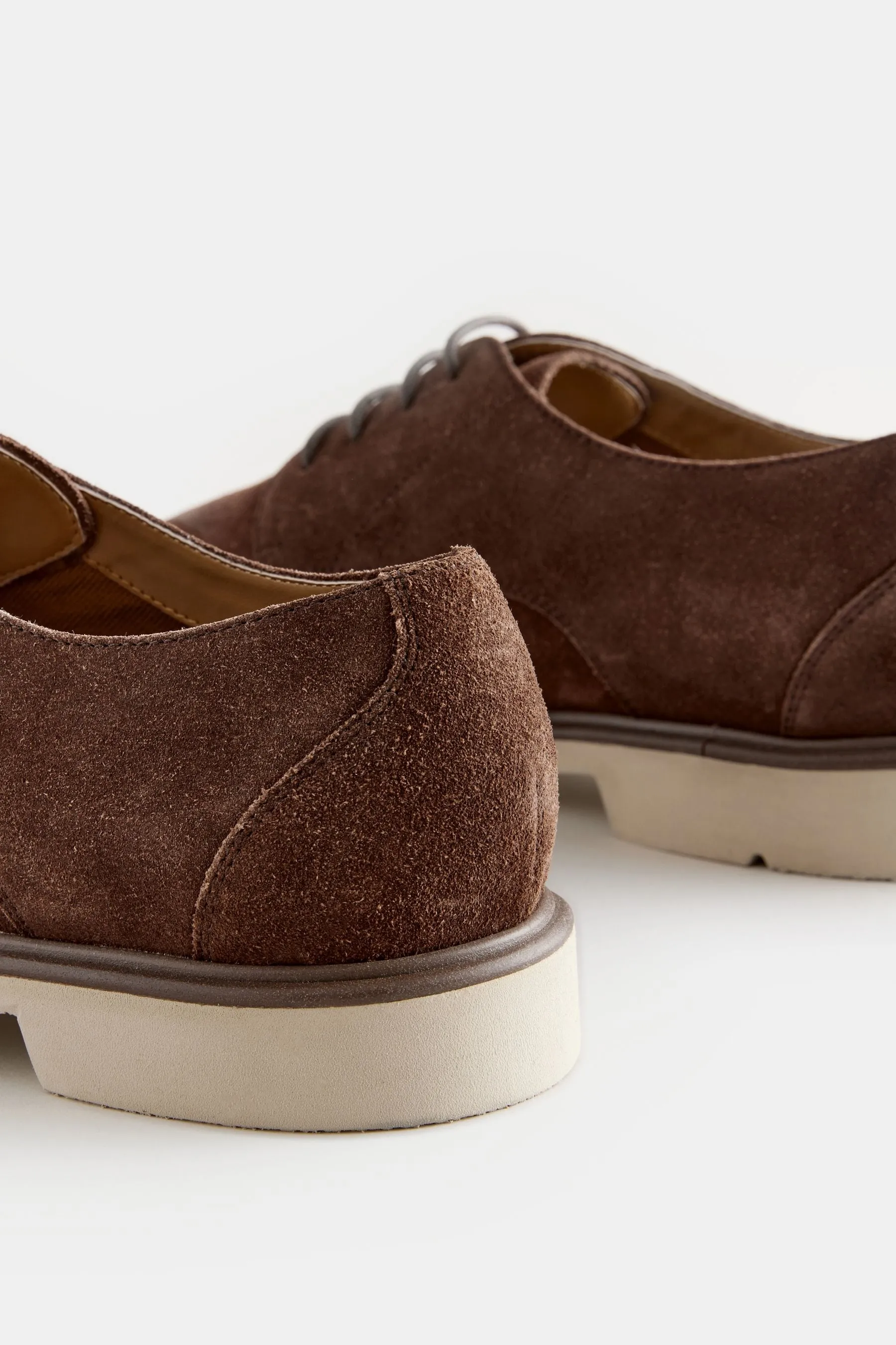 Scarpe derby in camoscio    