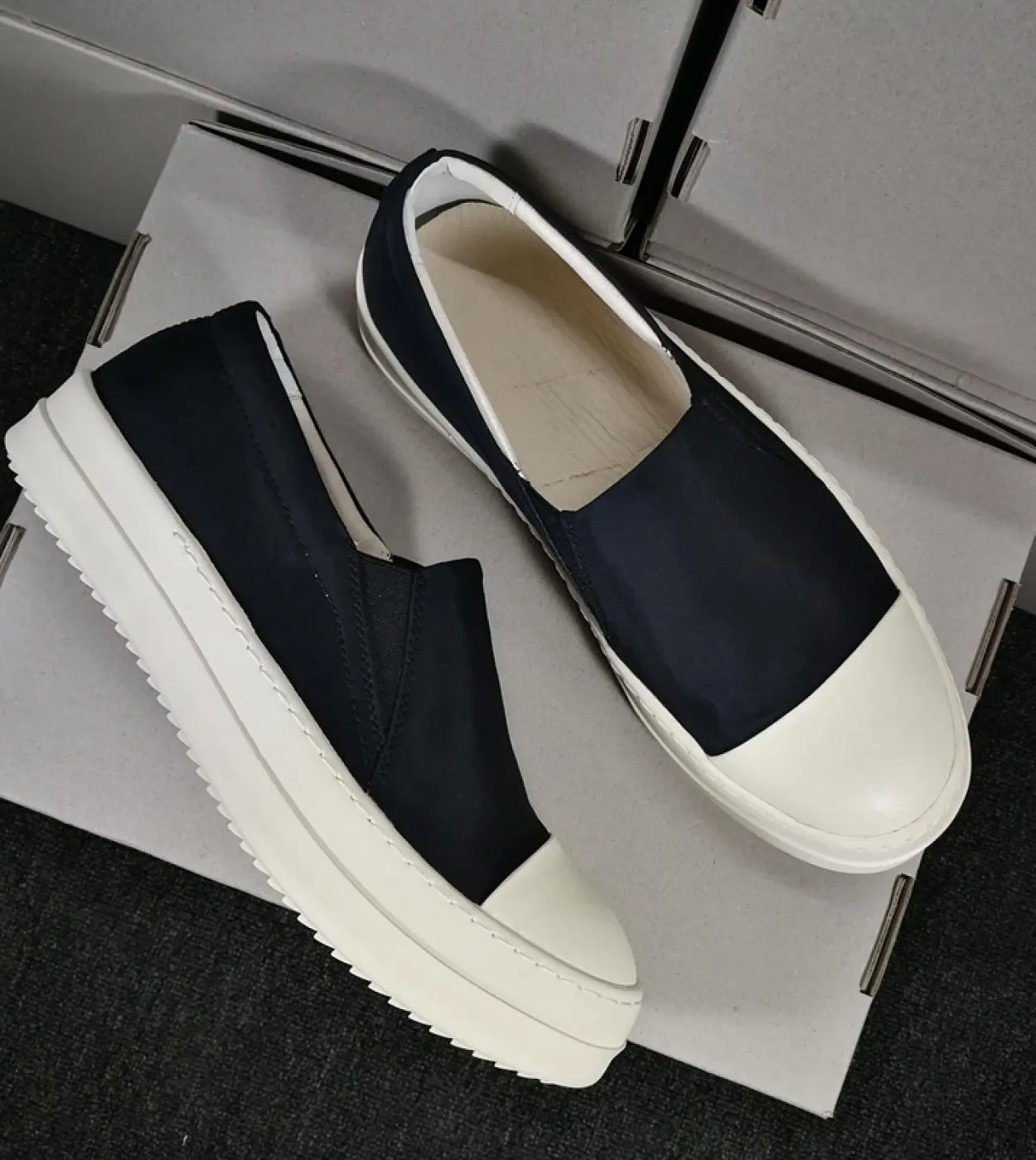 Scarpe di tela da uomo con suola spessa Stivali con plateau Taglie forti Mocassini da uomo in vera pelle Scarpe casual non in pe
