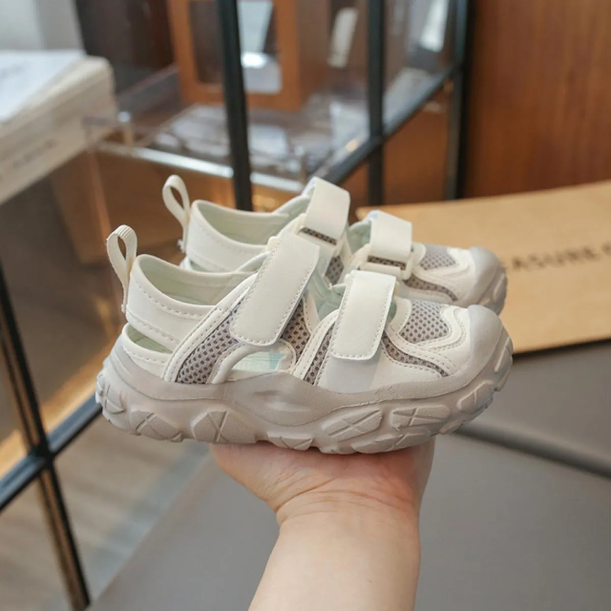 Scarpe estive per bambini Sandali per bambini Sandali per ragazzi traspiranti Scarpe per bambini Protezione esterna delle dita d