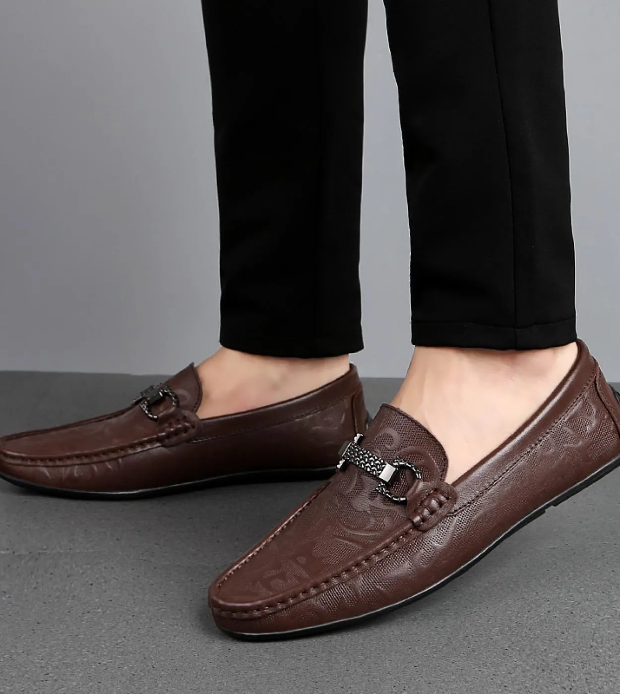 Scarpe in vera pelle di alta qualità Mocassini da uomo Morbidi e comodi Scarpe da lavoro da uomo Scarpe casual piatte Uomo di ma