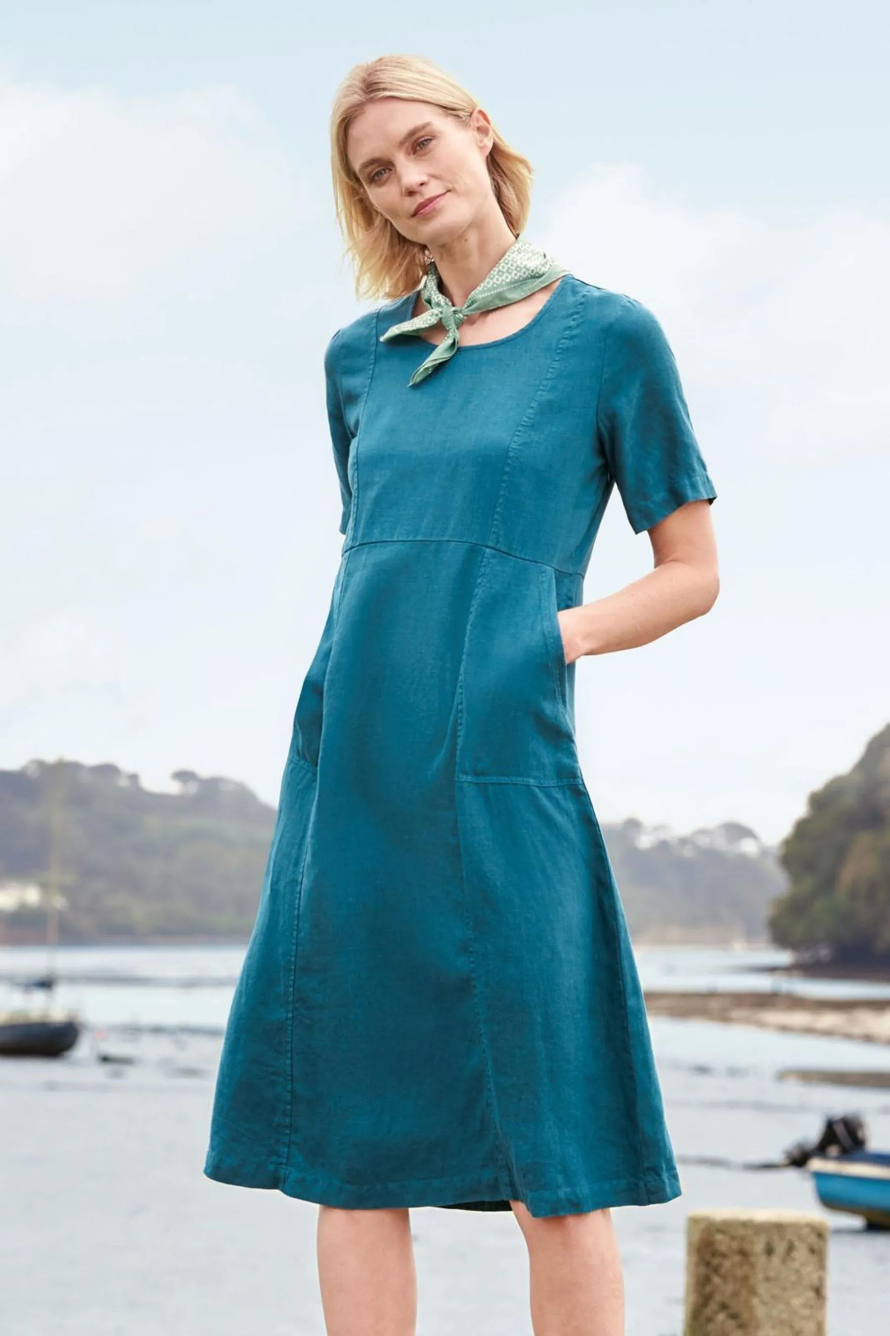 Seasalt Cornwall - Abito con onde erboso