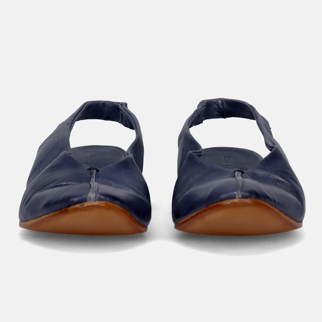 Slingback tacco basso Kudetà in morbida pelle blu oltremare