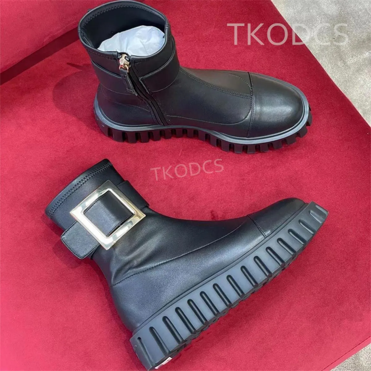 Stivaletti corti da donna alla moda Stivaletti da donna con plateau con fibbia in cristallo in vera pelle Nuova cerniera con pun