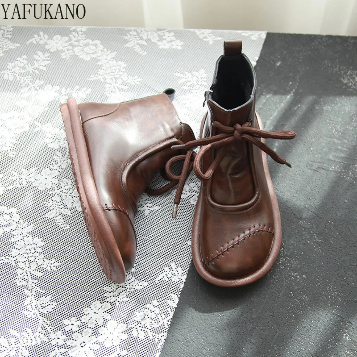 Stivaletti corti letterari con fondo spesso a testa tonda retrò Mori Stivali casual stile etnico Stivaletti alti da donna in vel
