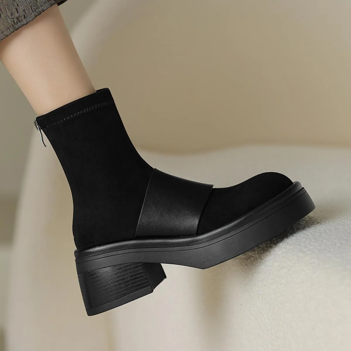 Stivaletti da donna per il tempo libero Autunno Inverno Piattaforme Stivaletti basic in vera pelle con punta tonda Scarpe da don