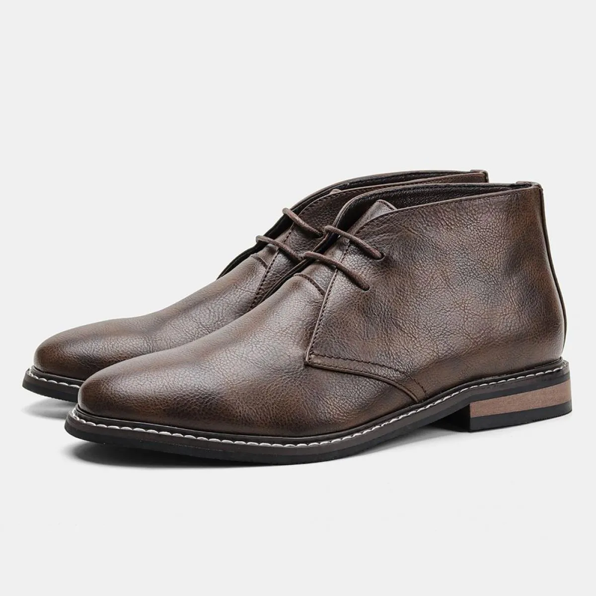 Stivali Chukka / Turf in pelle retrò classici da uomo Stivaletti alla moda da uomo Stivaletti corti con lacci da uomo Scarpe alt