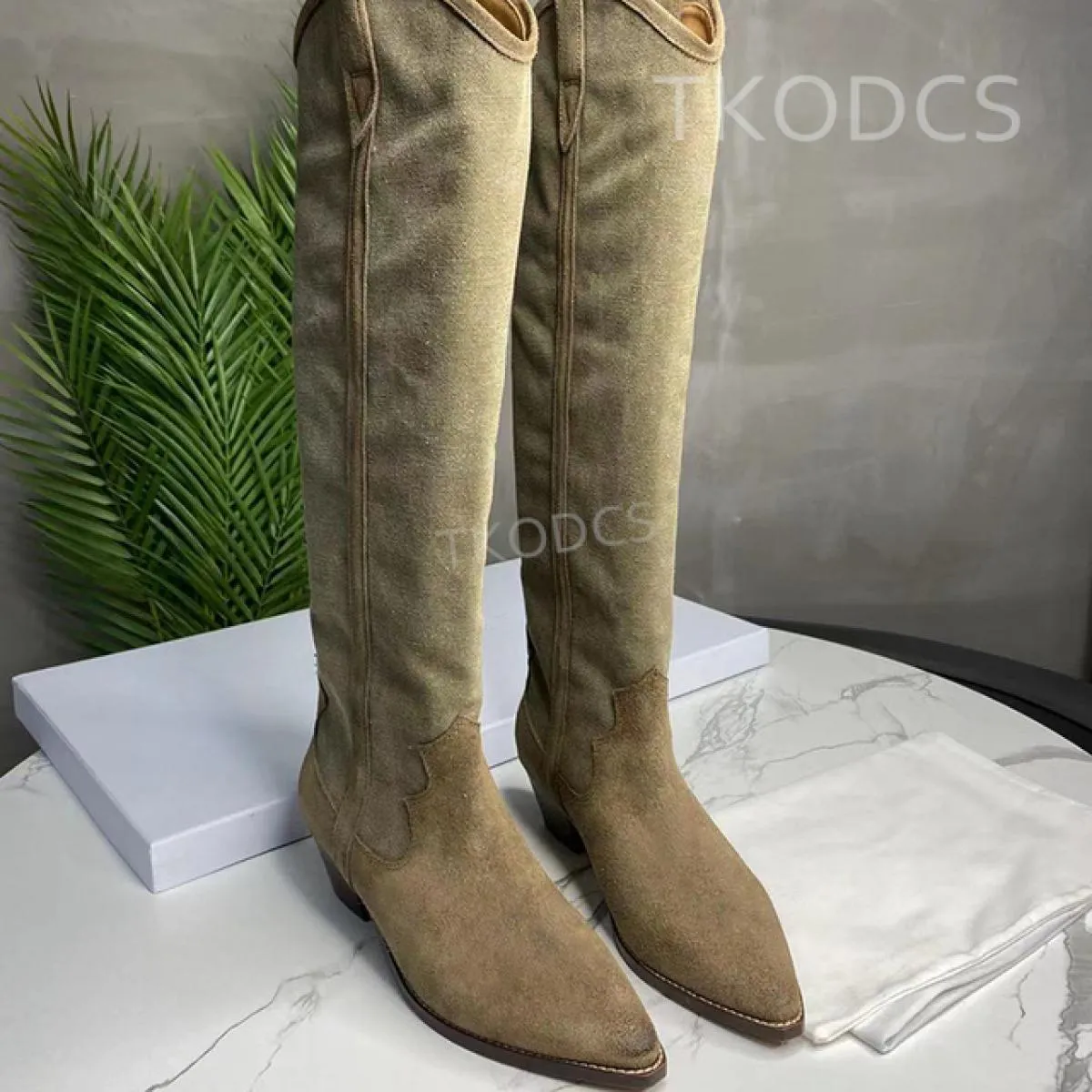 Stivali lunghi da donna in vera pelle scamosciata di mucca Stivaletti alti al ginocchio con mezza slip on Stivaletti a punta Tac