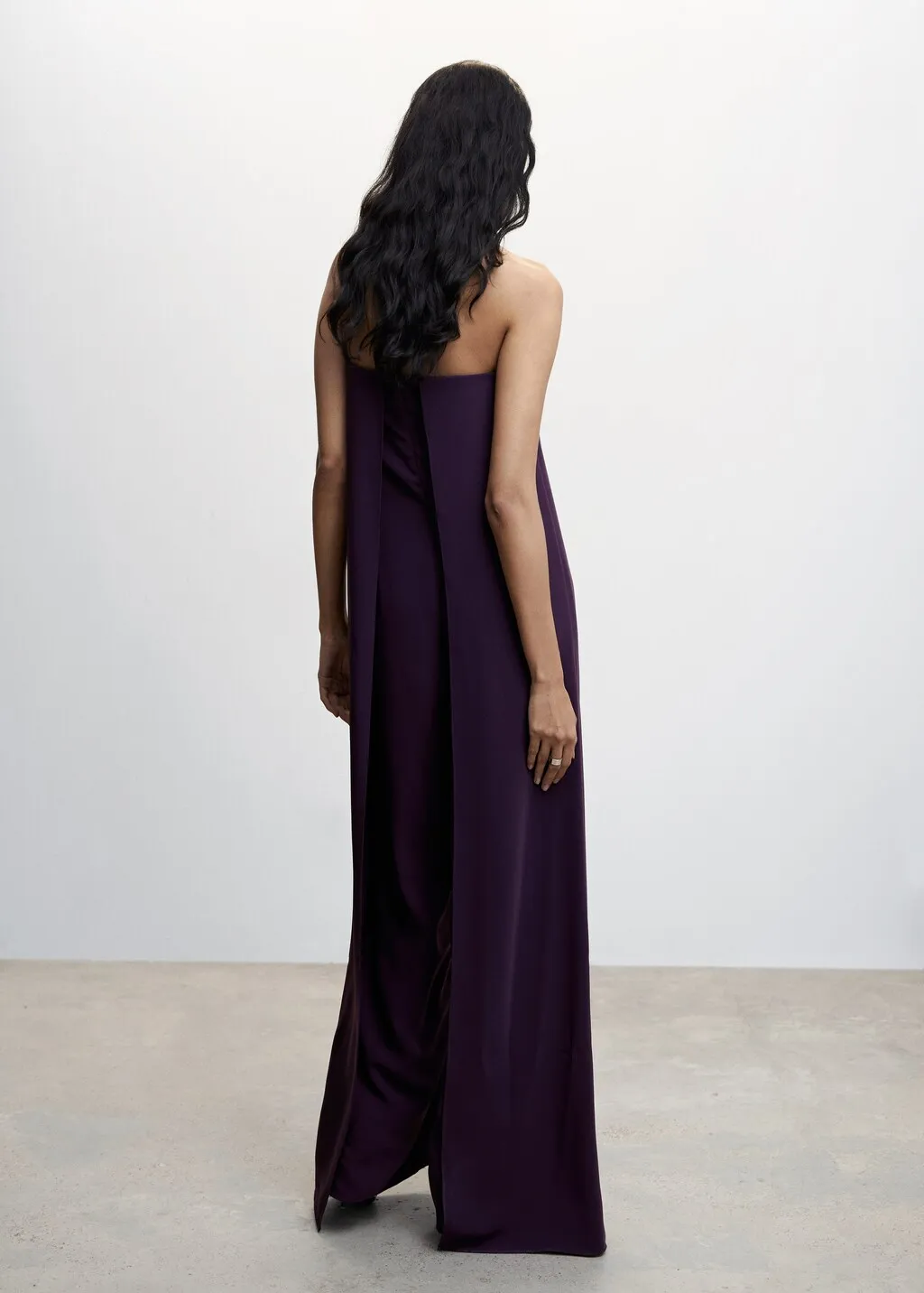 Vestito a tuta halter schiena scoperta
