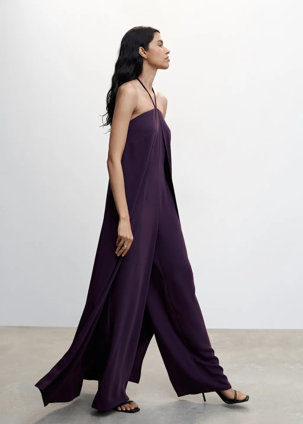 Vestito a tuta halter schiena scoperta