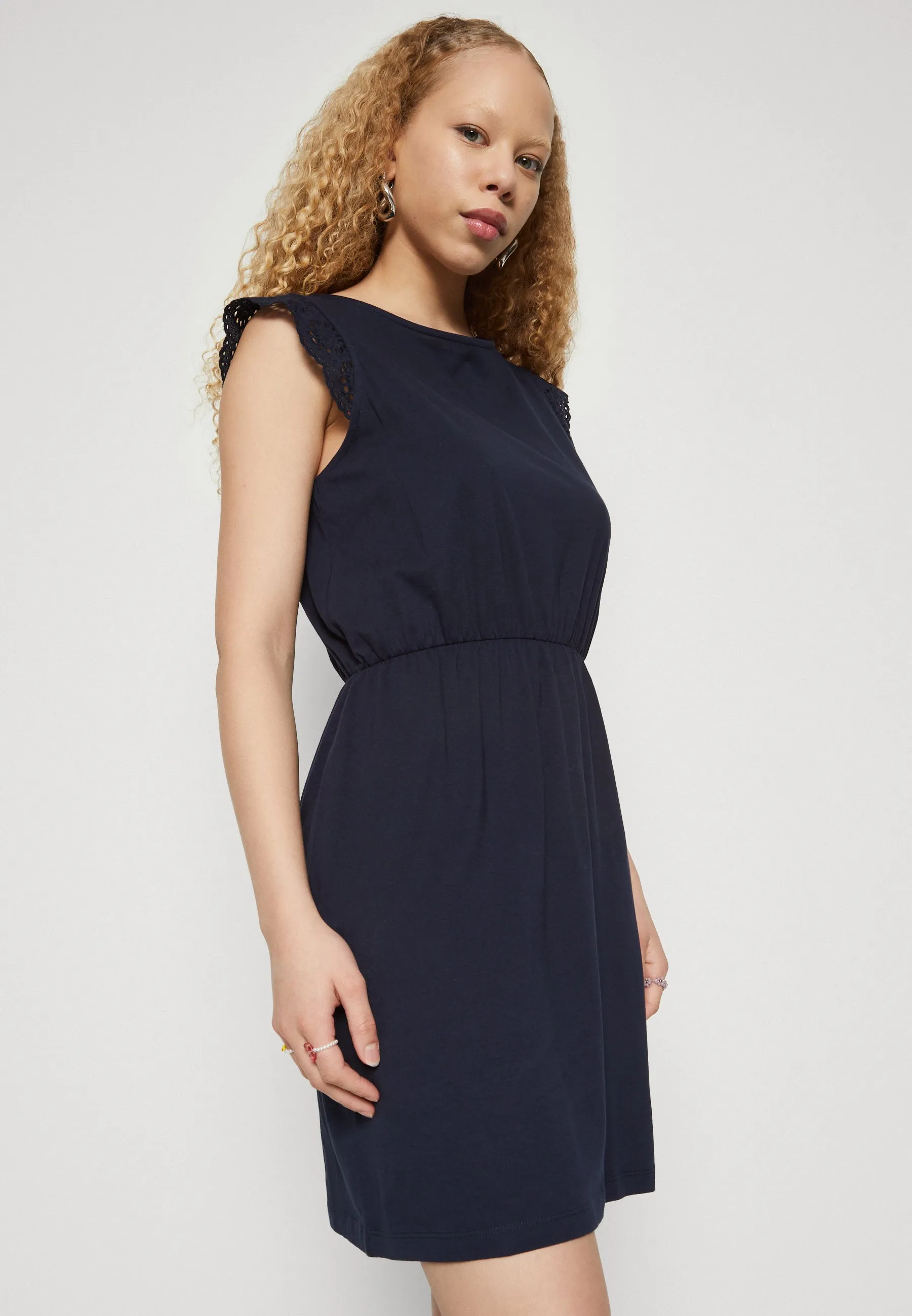 VMEMILY GATHERING DRESS - Vestito di maglina